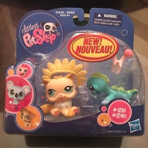 NIB Littlest Pet Shop LPS 1319 1320